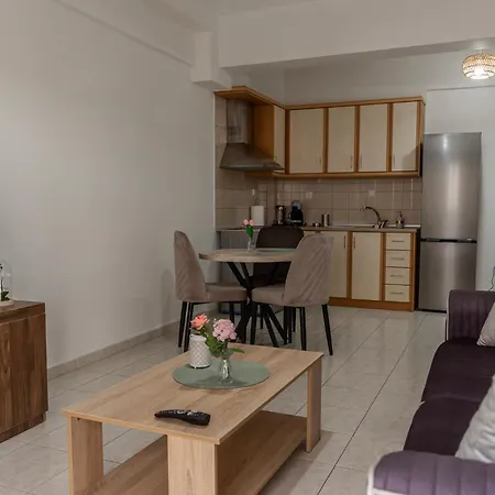 Apartment Pineios View New