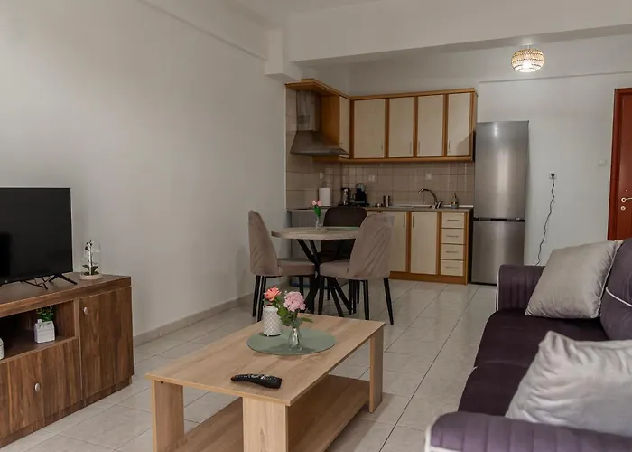 Apartment Pineios View New